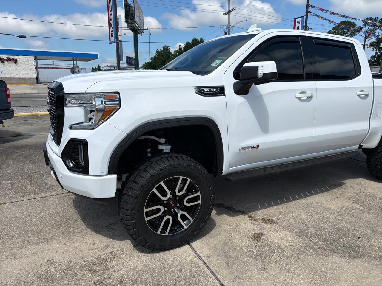 GMC Sierra 1500 AT4 Crew Cab Short Box 4WD 2020