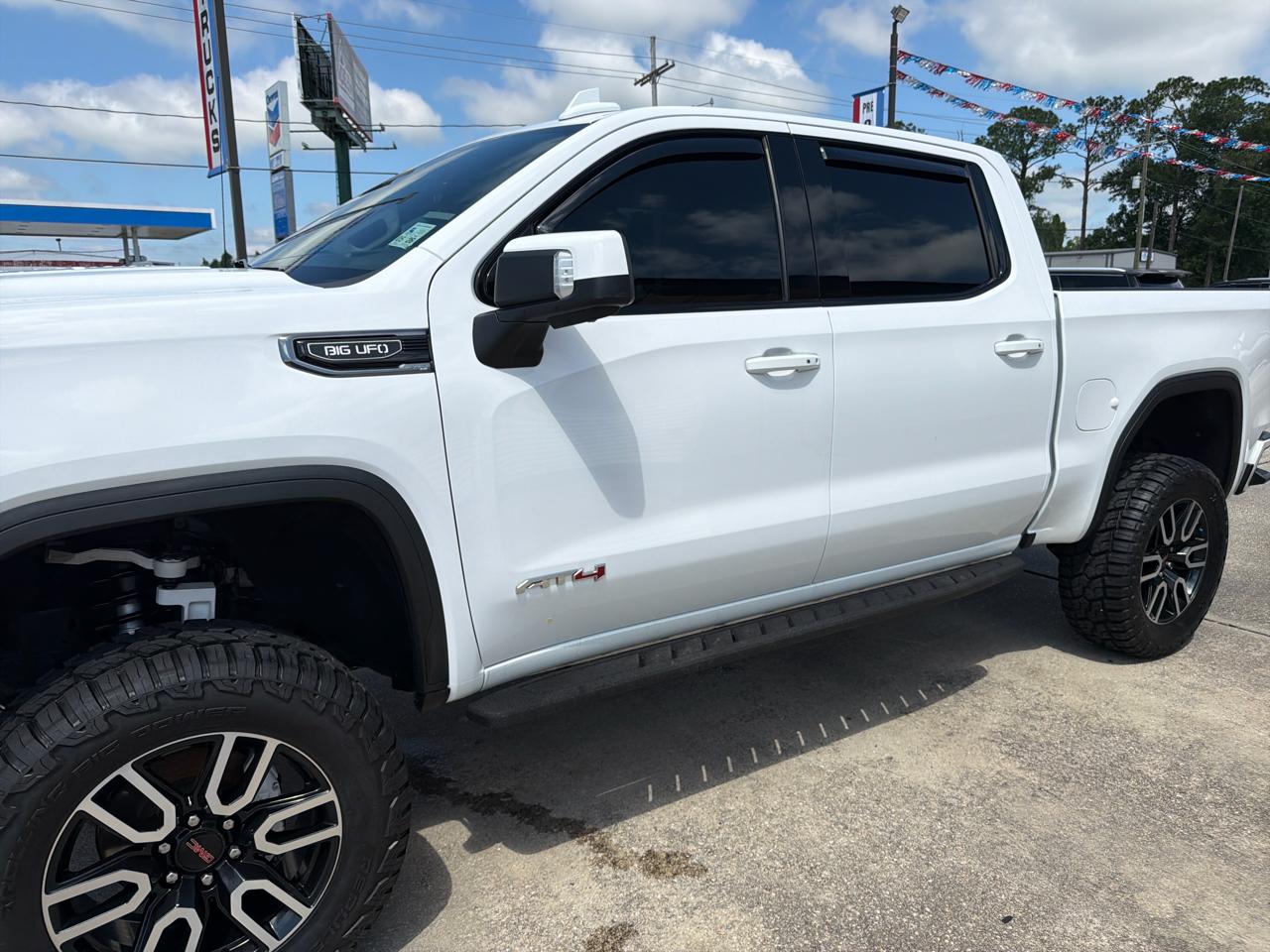GMC Sierra 1500 AT4 Crew Cab Short Box 4WD 2020