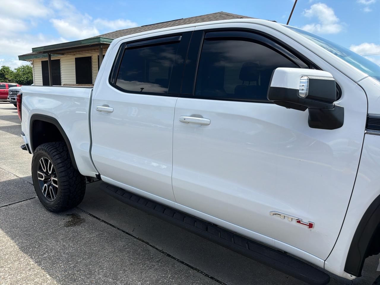 GMC Sierra 1500 AT4 Crew Cab Short Box 4WD 2020