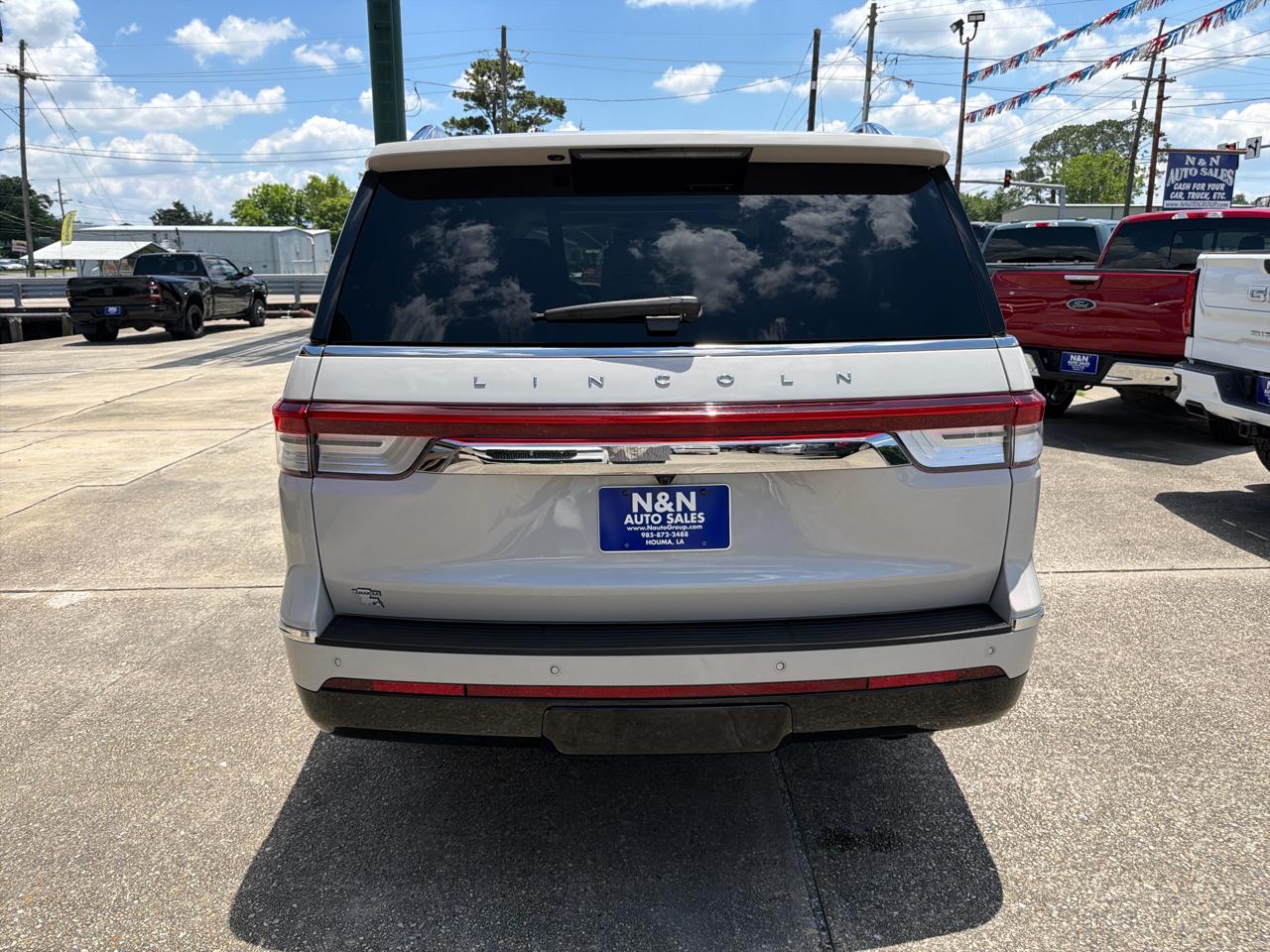 Lincoln Navigator L Reserve 2WD 2022