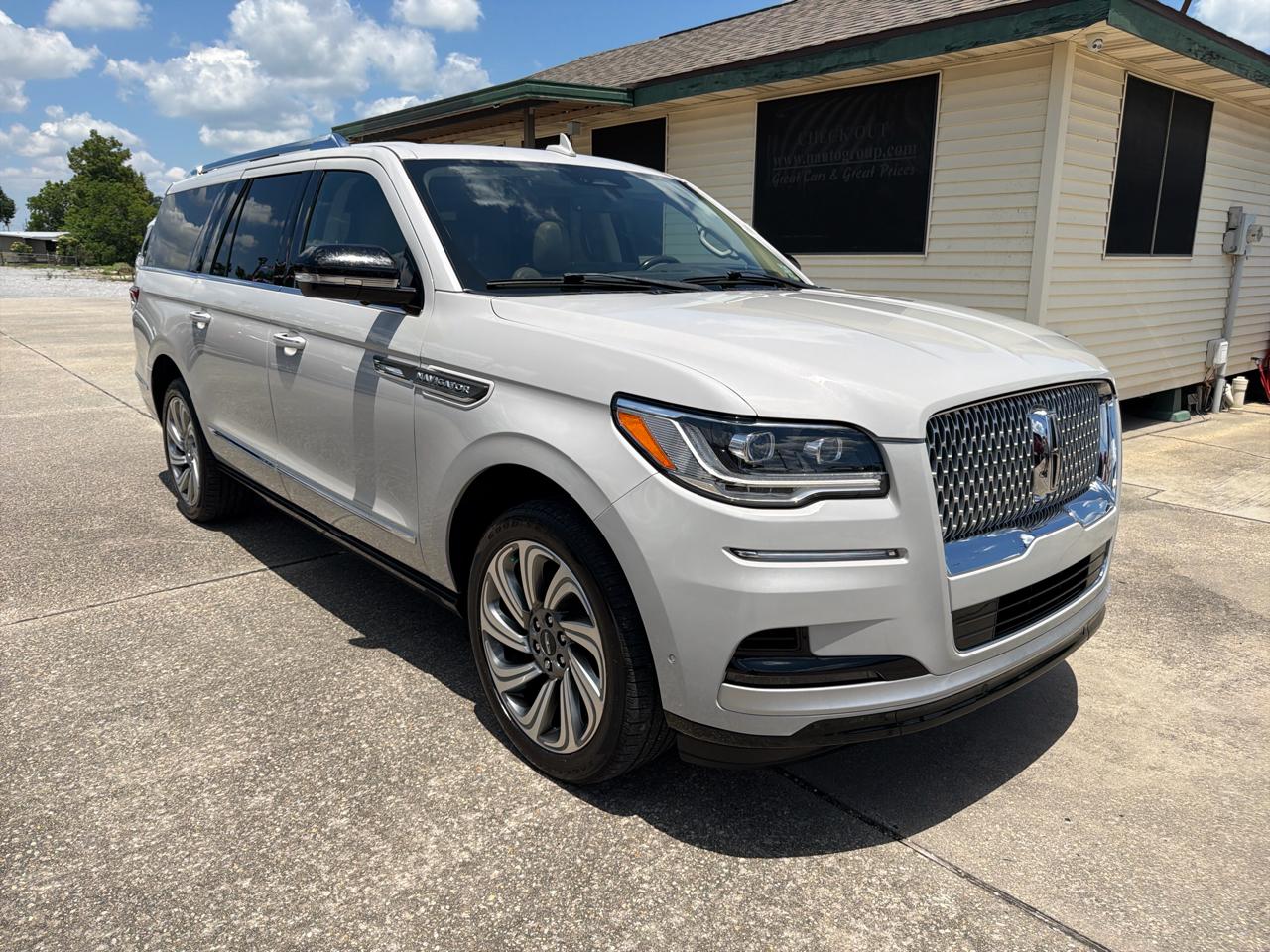 Lincoln Navigator L Reserve 2WD 2022