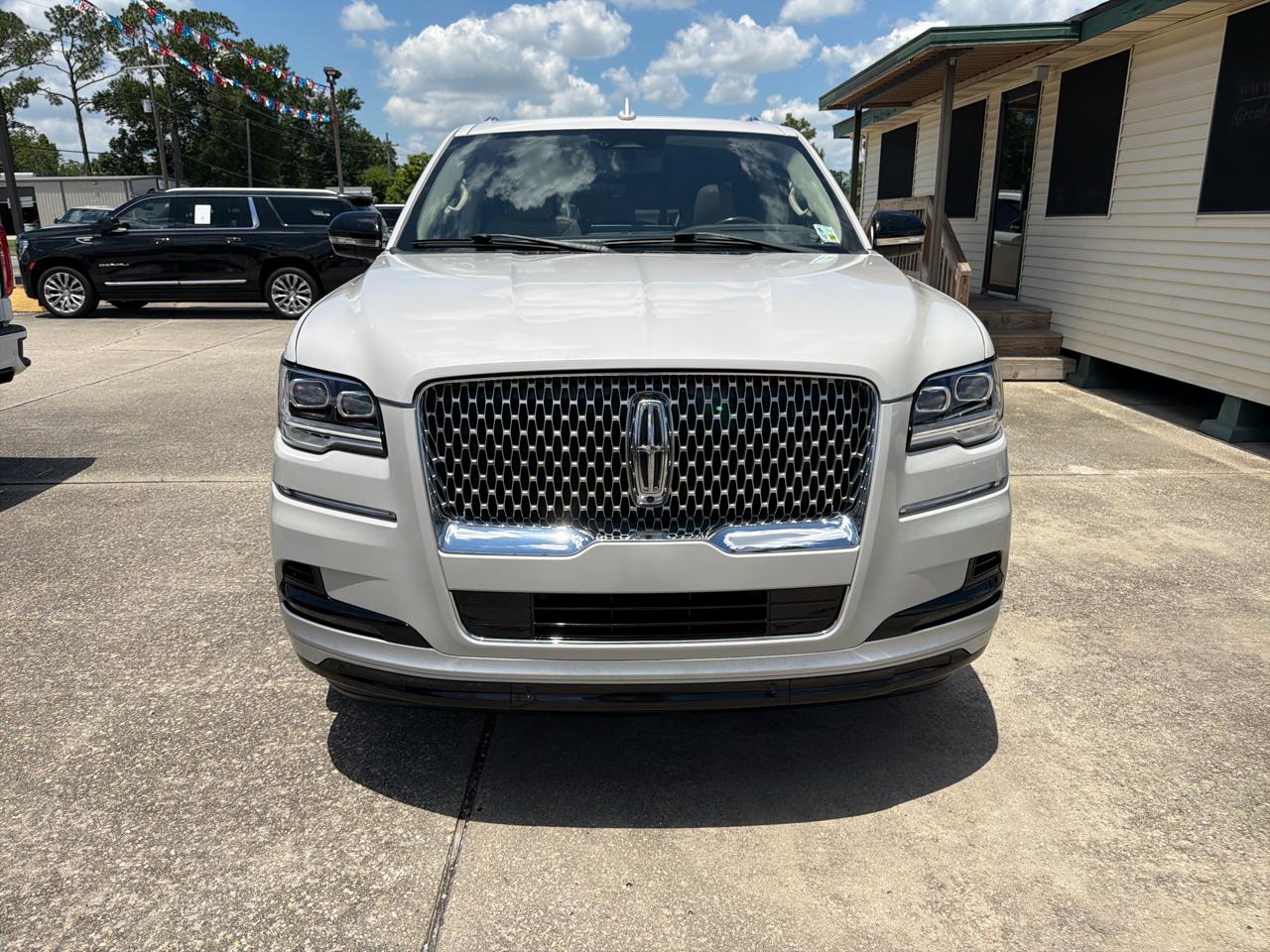 Lincoln Navigator L Reserve 2WD 2022