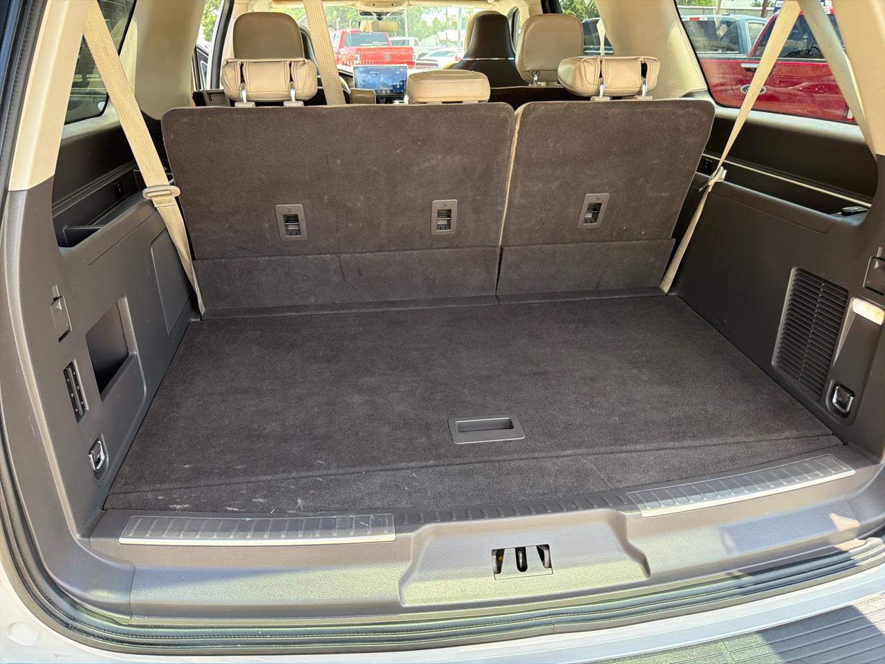 Lincoln Navigator L Reserve 2WD 2022