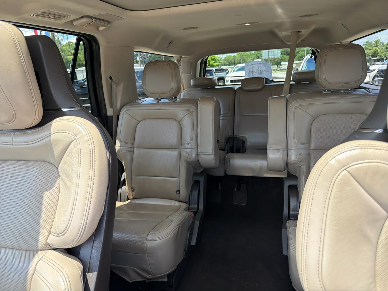 Lincoln Navigator L Reserve 2WD 2022