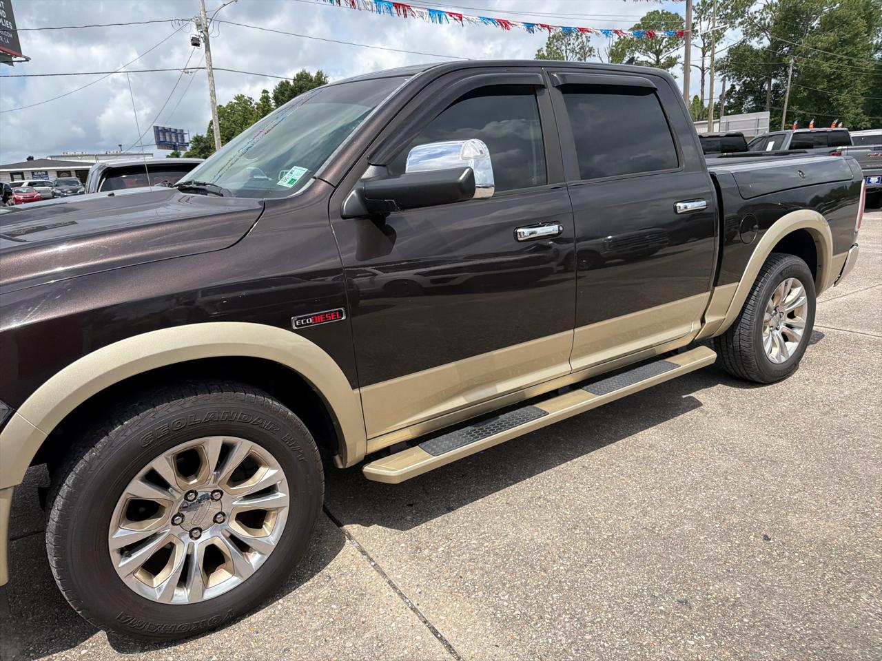 RAM 1500 Laramie Longhorn Crew Cab 4WD 2016