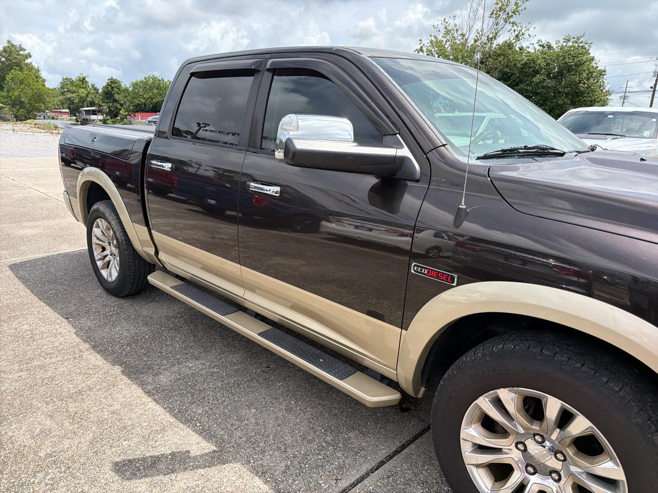 RAM 1500 Laramie Longhorn Crew Cab 4WD 2016
