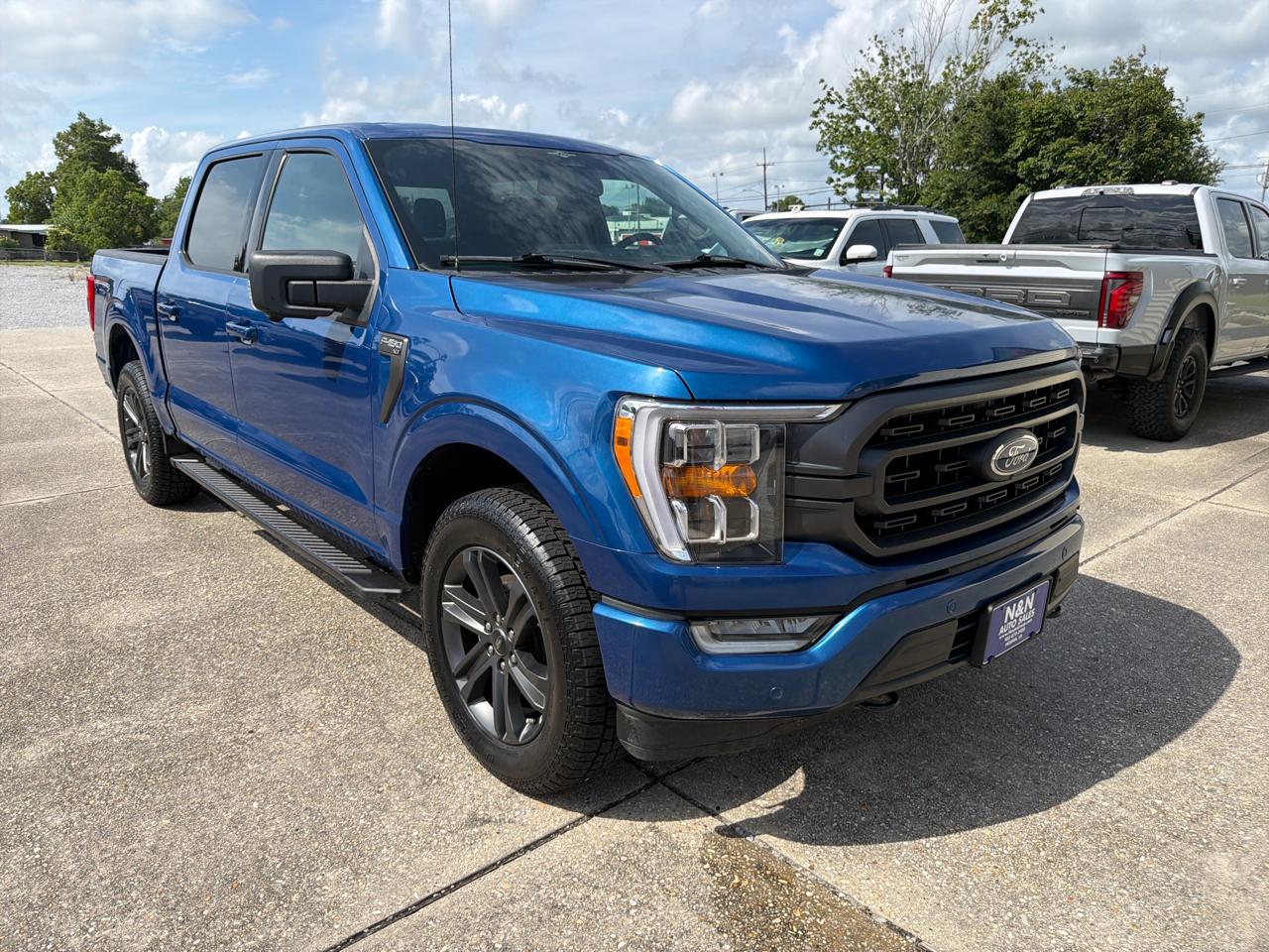 Ford F-150 XLT SuperCrew Short Bed 4WD 2023