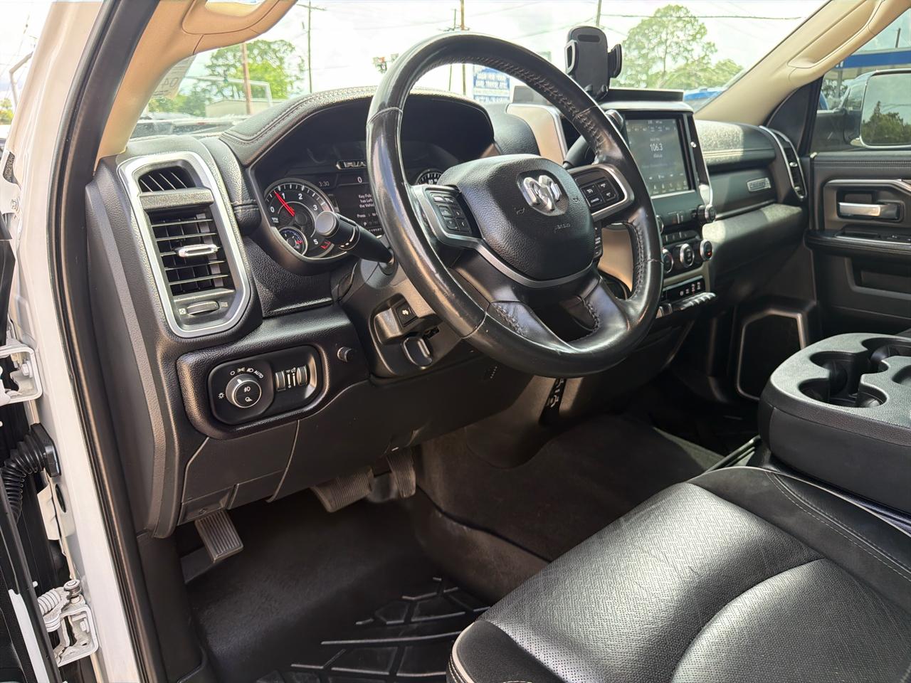 RAM 2500 Laramie Crew Cab SWB 4WD 2020