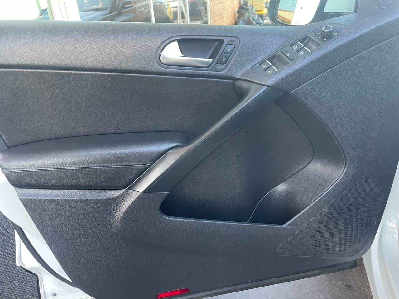 Volkswagen Tiguan SE 2016 Volkswagen Tiguan SE 2016