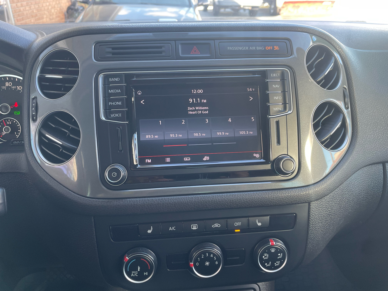 Volkswagen Tiguan SE 2016 Volkswagen Tiguan SE 2016