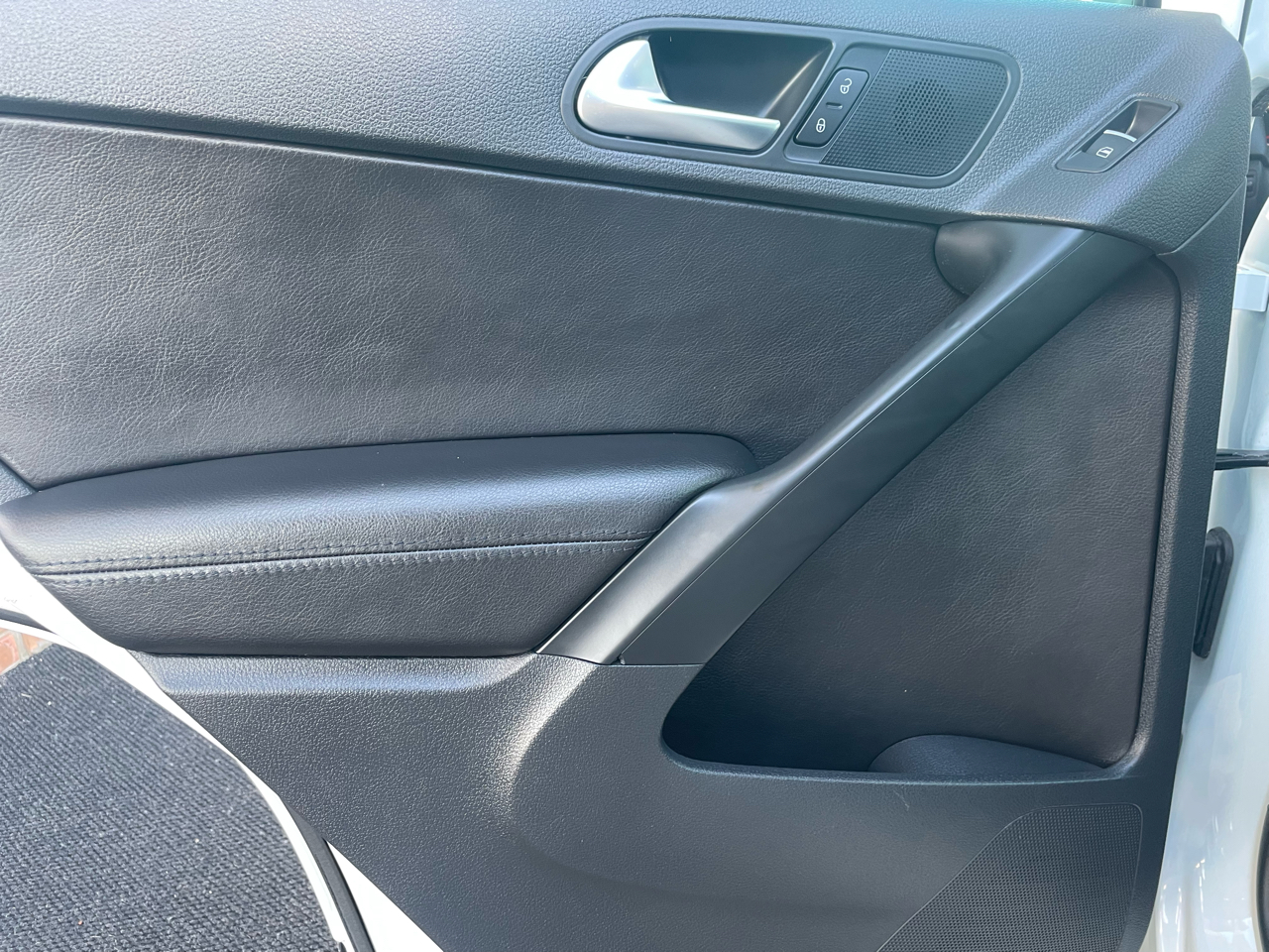 Volkswagen Tiguan SE 2016 Volkswagen Tiguan SE 2016