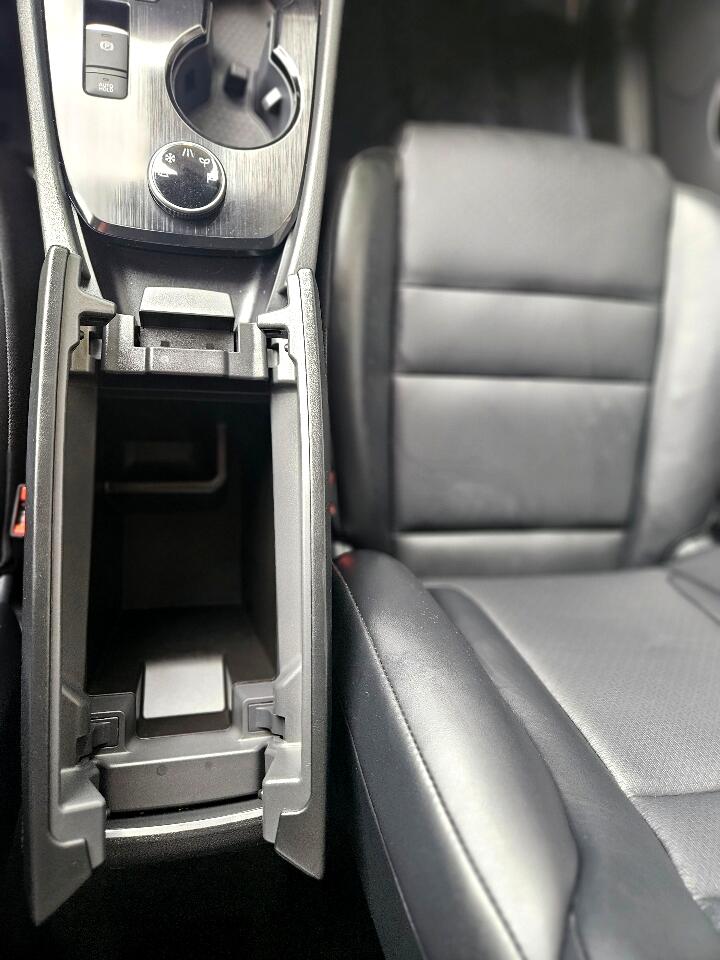 2022 Nissan Rogue SV photo 12