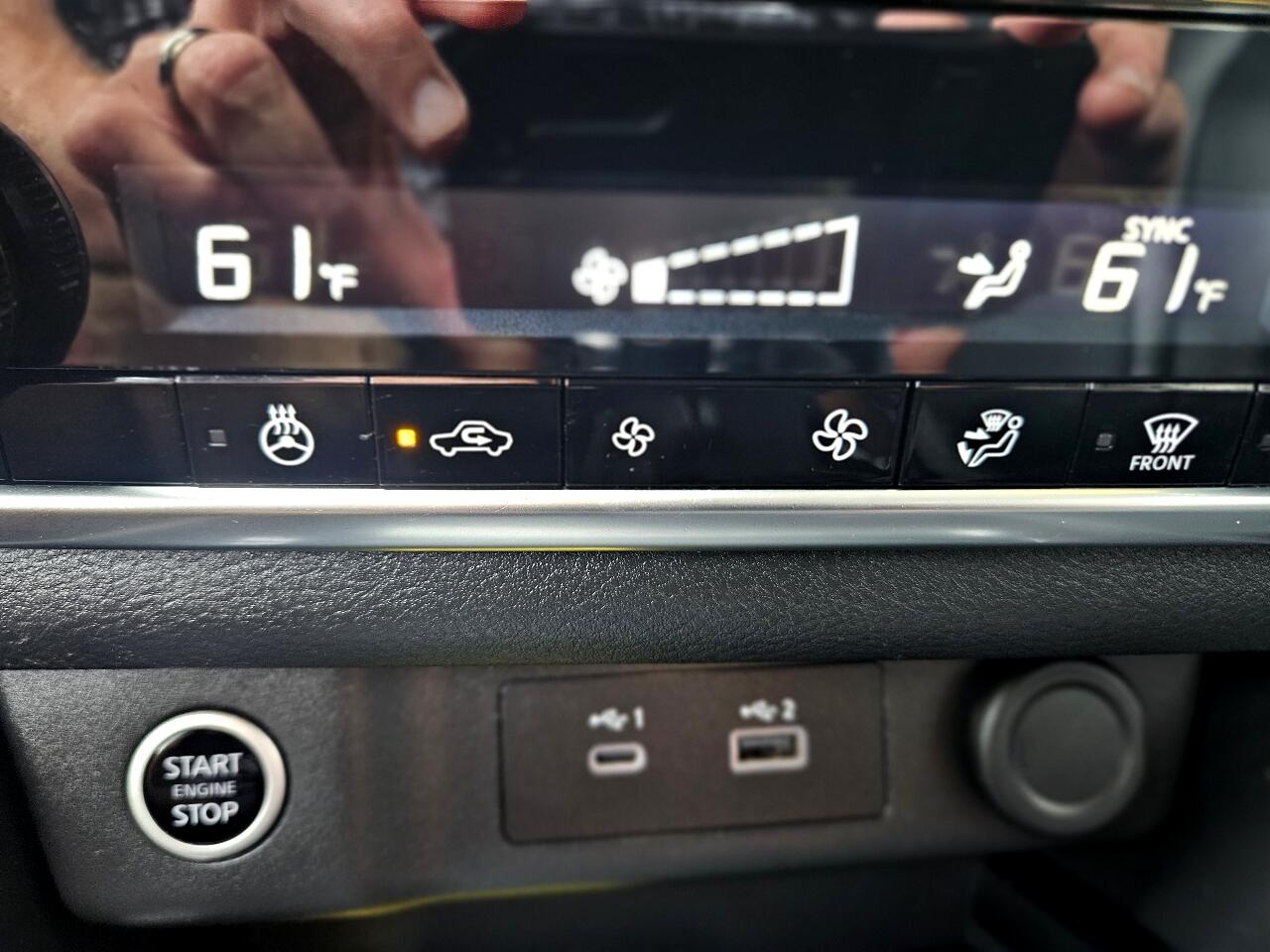 2022 Nissan Rogue SV photo 14