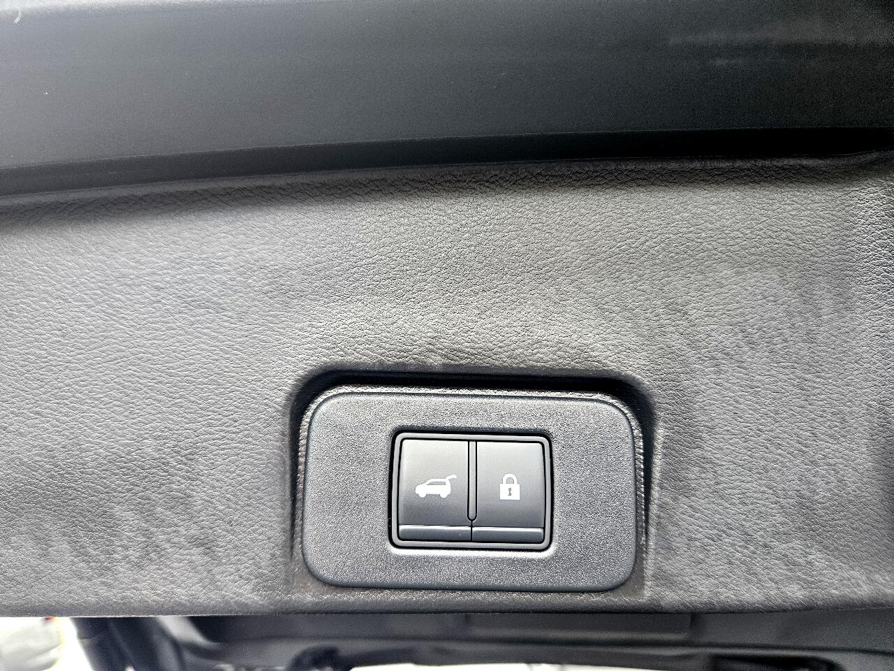 2022 Nissan Rogue SV photo 22