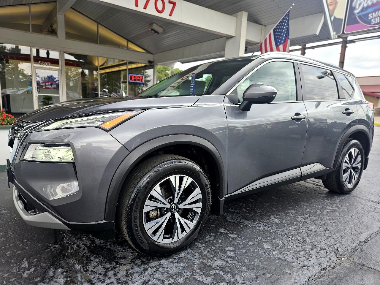 2022 Nissan Rogue SV photo 33