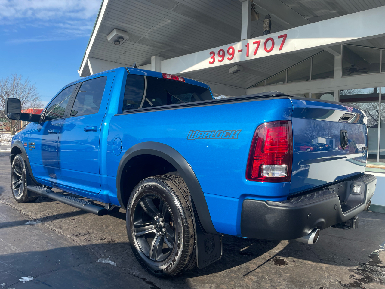 RAM 1500 Classic Warlock 4x4 Crew Cab 5'7" Box 2021