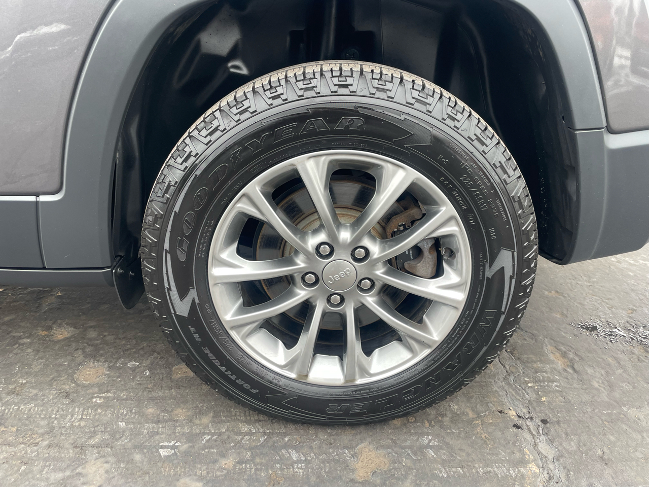 Jeep Cherokee Latitude Plus 4x4 2019