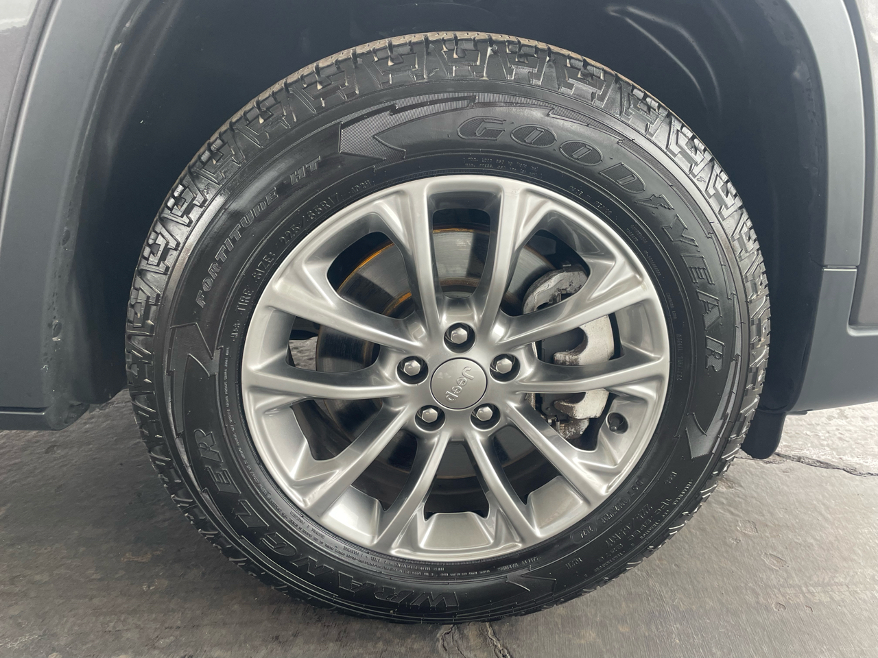 Jeep Cherokee Latitude Plus 4x4 2019