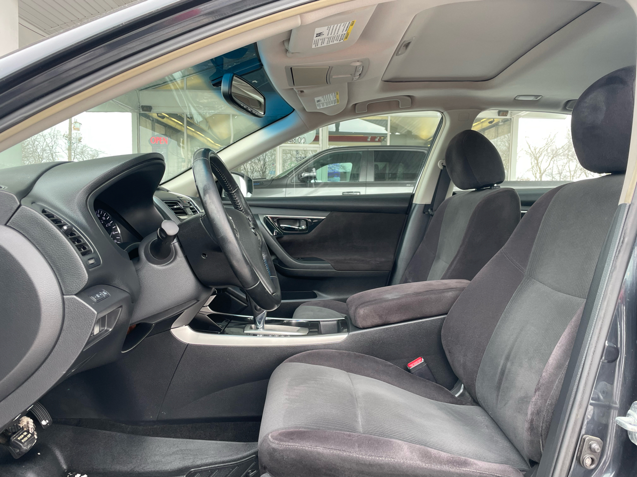 Nissan Altima 4dr Sdn I4 2.5 SV 2013