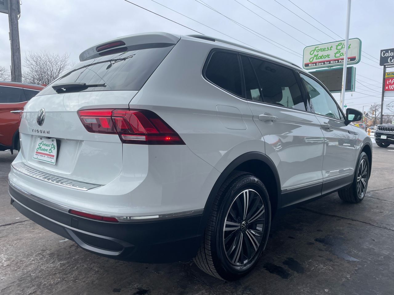 Volkswagen Tiguan 2.0T Wolfsburg Edition FWD 2024