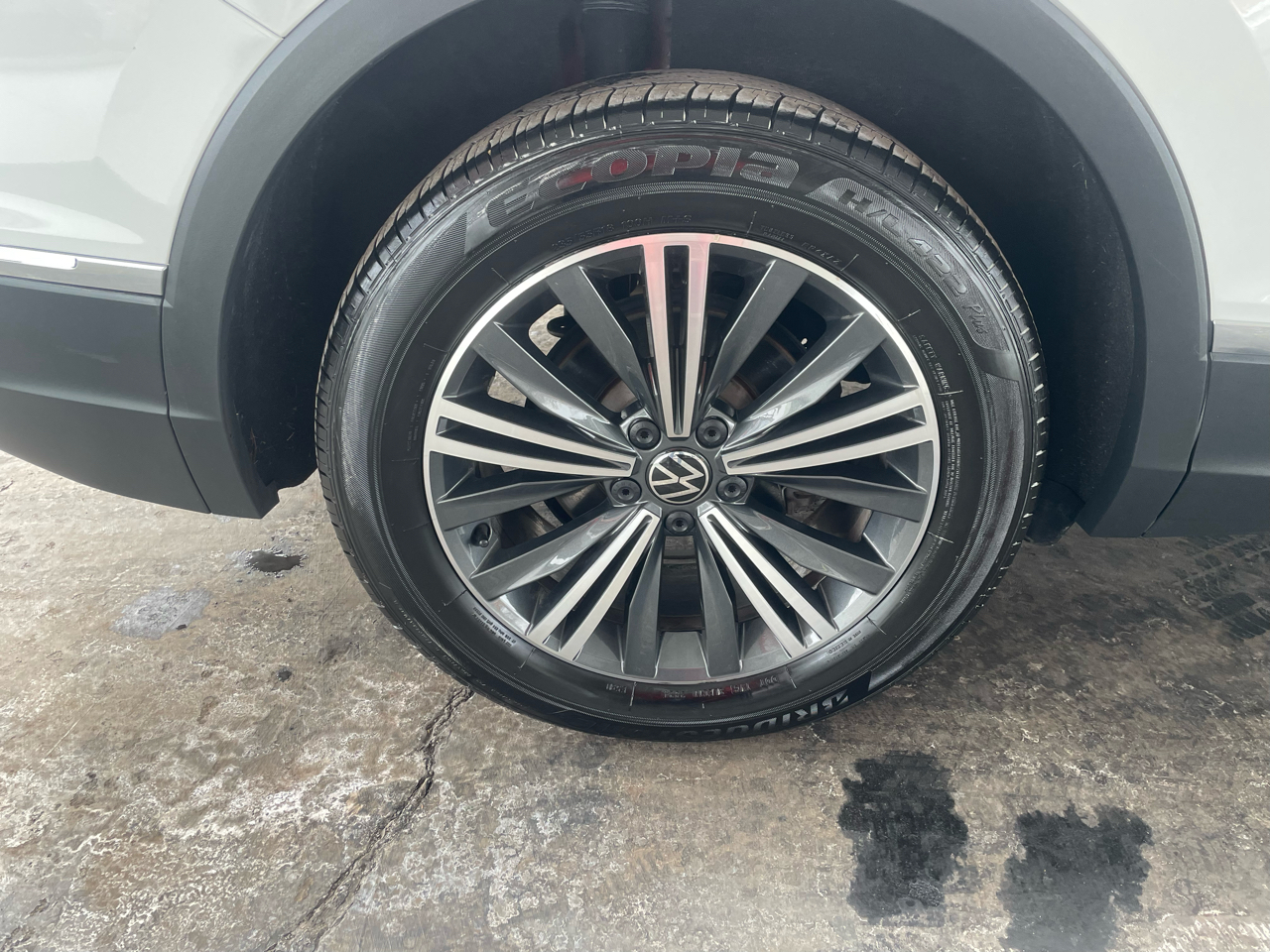 Volkswagen Tiguan 2.0T Wolfsburg Edition FWD 2024