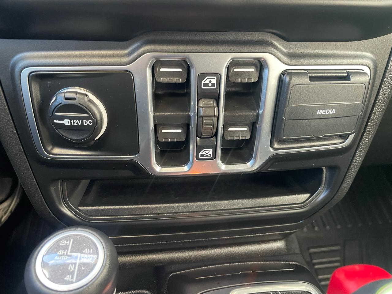 Jeep Wrangler 4xe Sahara 4x4 2023