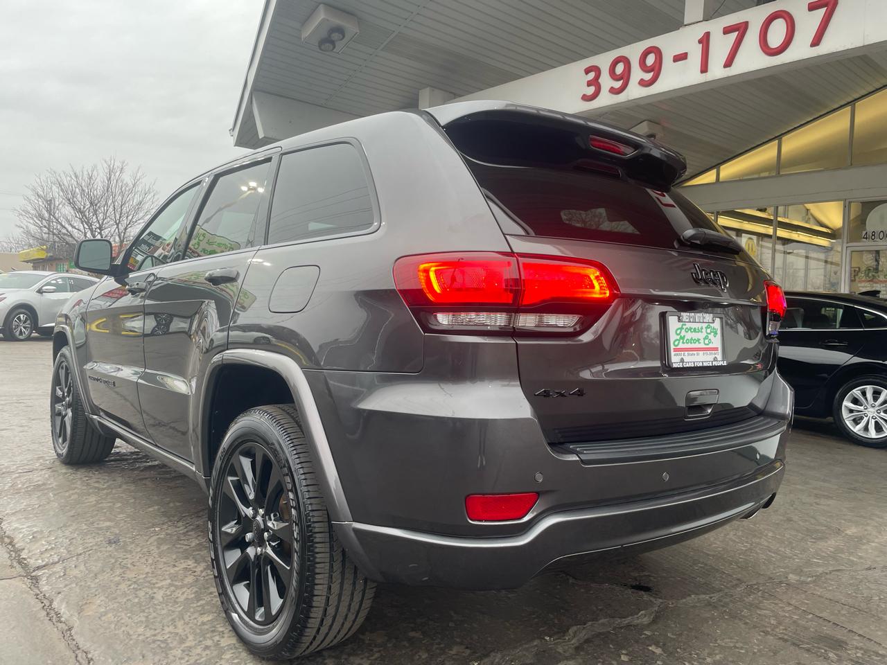 Jeep Grand Cherokee Altitude 4x4 2022