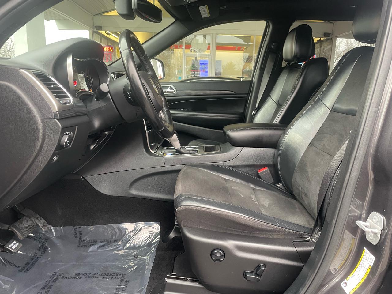 Jeep Grand Cherokee Altitude 4x4 2022