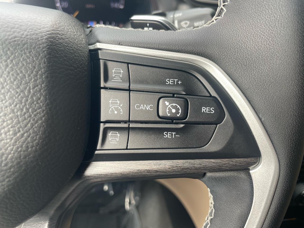 Jeep Grand Cherokee Limited 4x4 2023