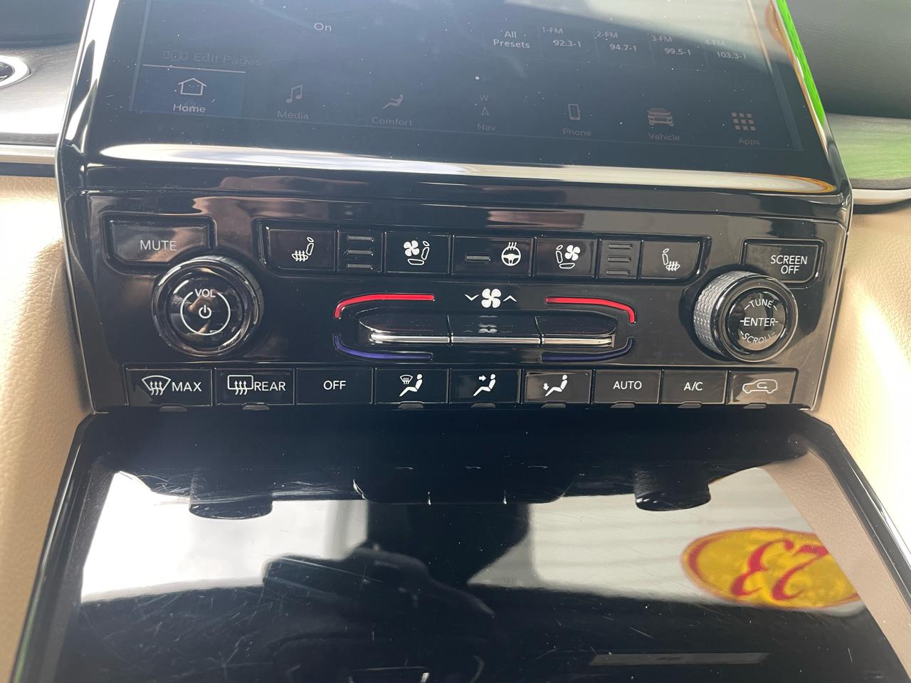 Jeep Grand Cherokee Limited 4x4 2023