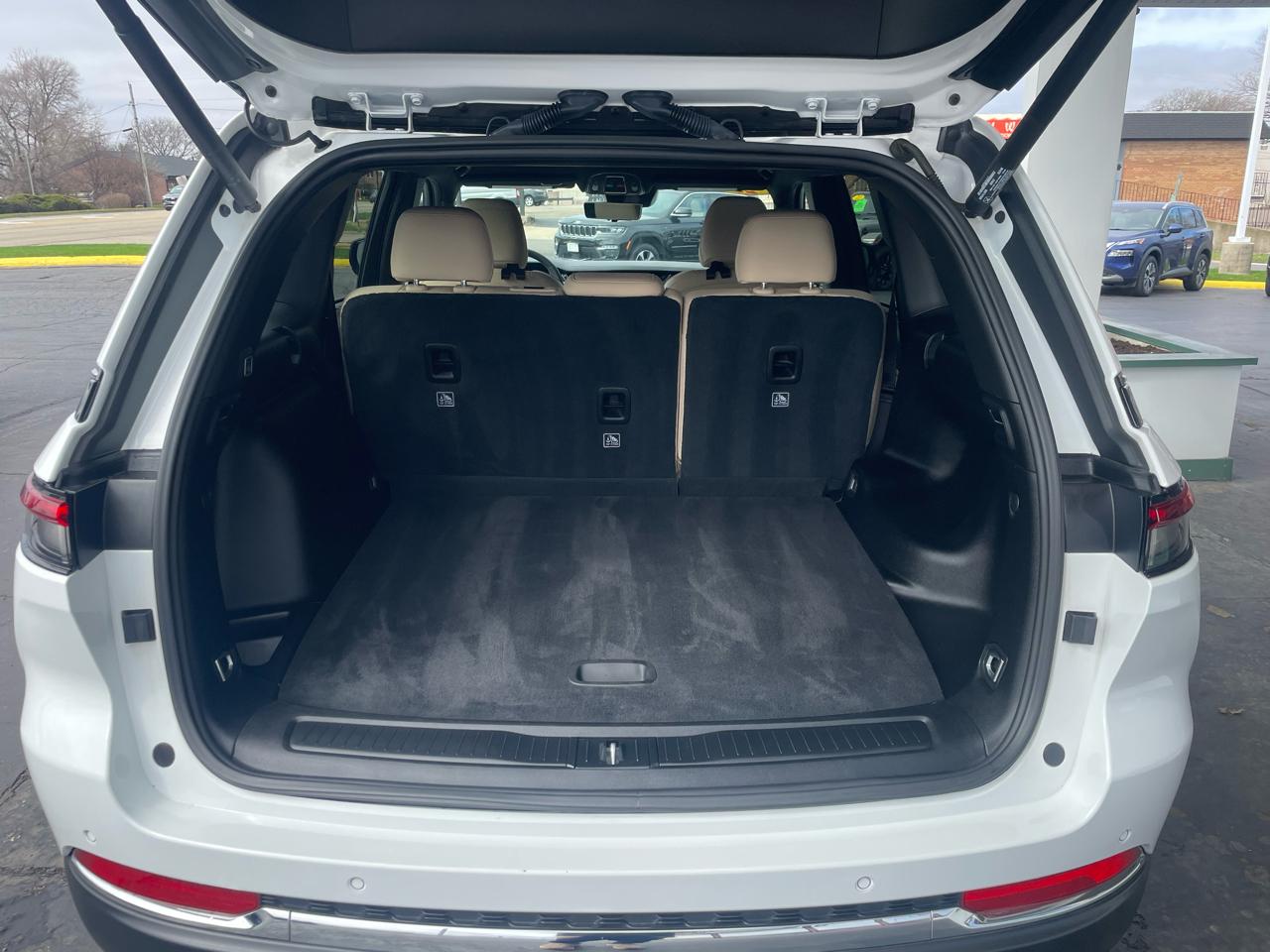 Jeep Grand Cherokee Limited 4x4 2023