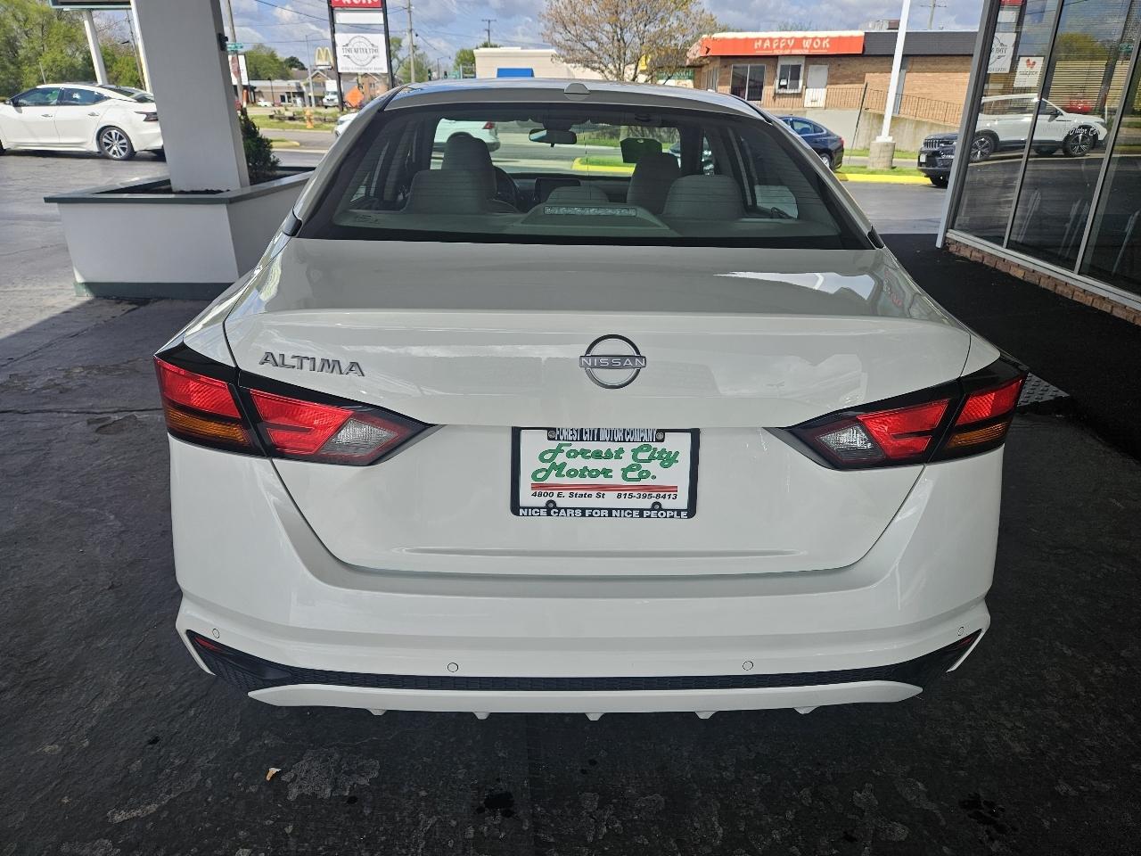 Nissan Altima SV FWD 2025