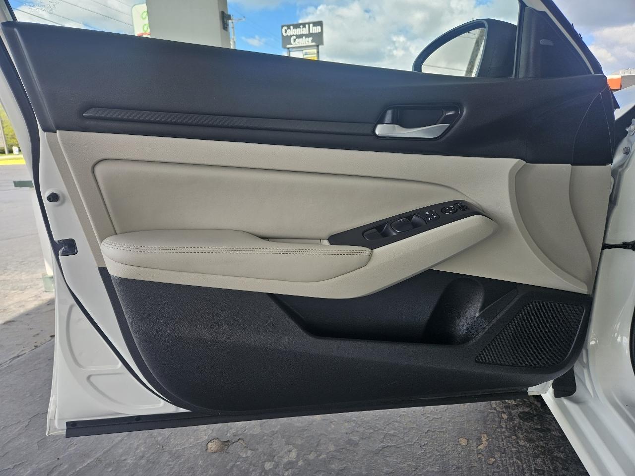 Nissan Altima SV FWD 2025