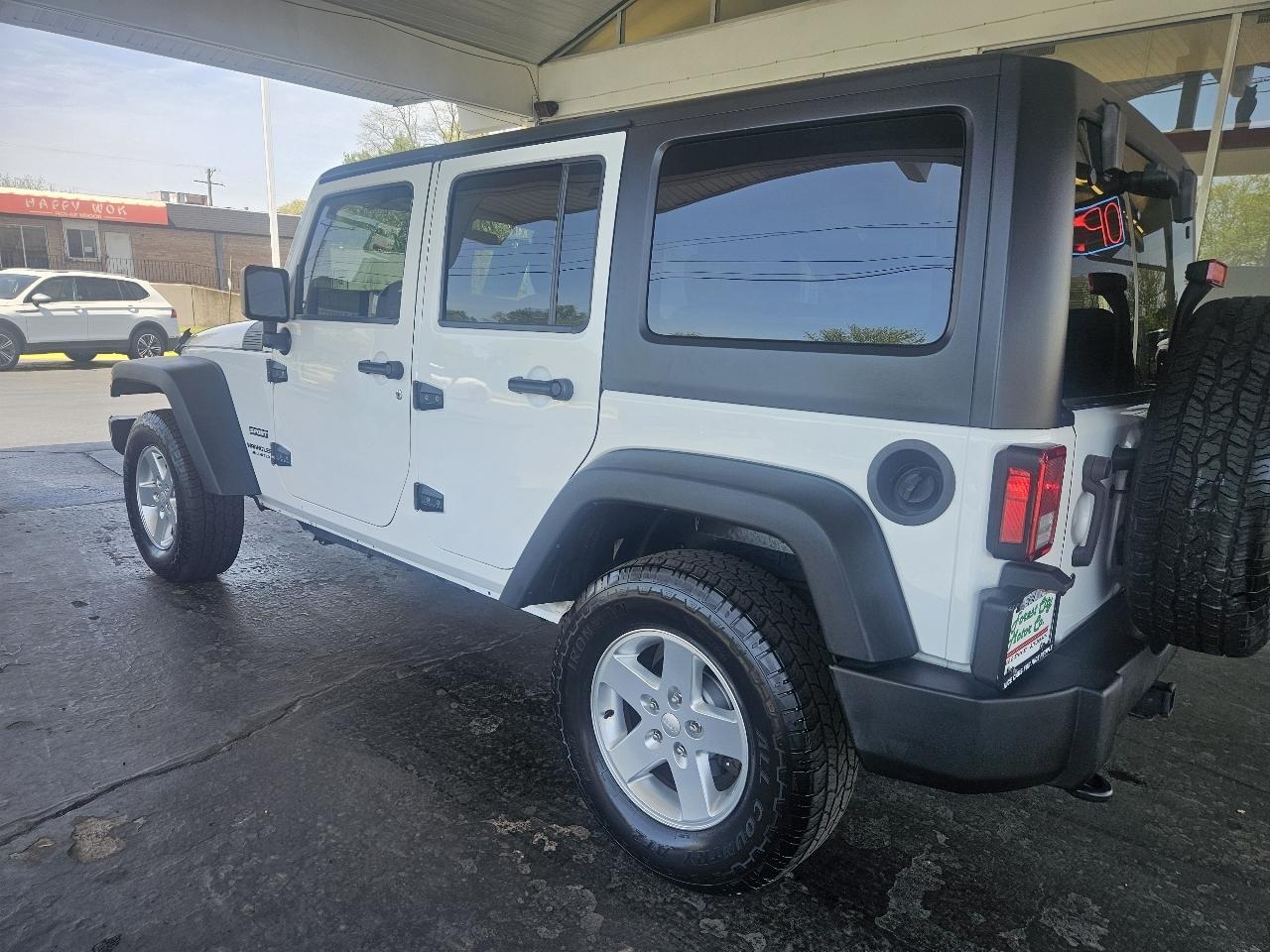 Jeep Wrangler Unlimited 4WD 4dr Sport 2015