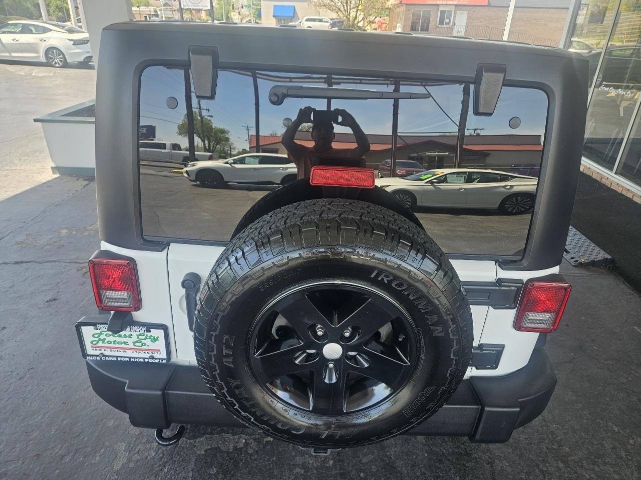 Jeep Wrangler Unlimited 4WD 4dr Sport 2015