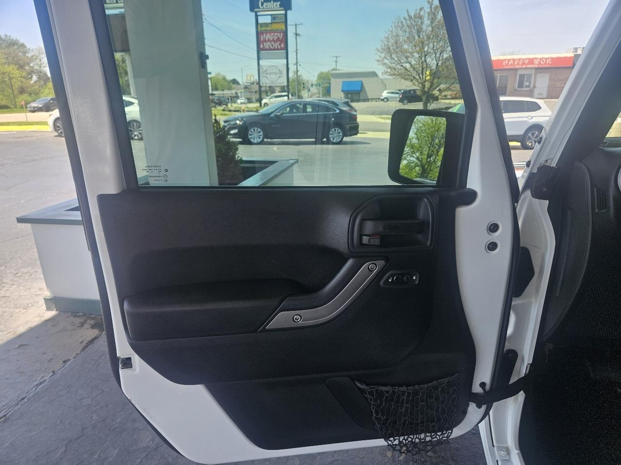 Jeep Wrangler Unlimited 4WD 4dr Sport 2015