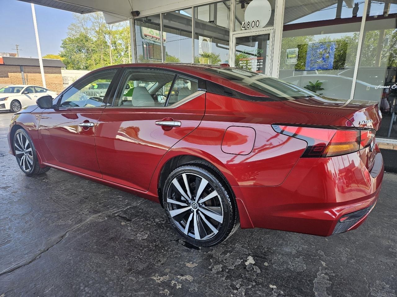 Nissan Altima 2.5 Platinum AWD Sedan 2020