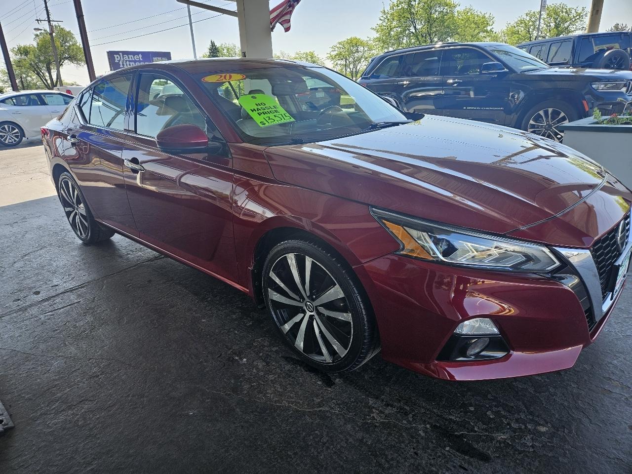Nissan Altima 2.5 Platinum AWD Sedan 2020