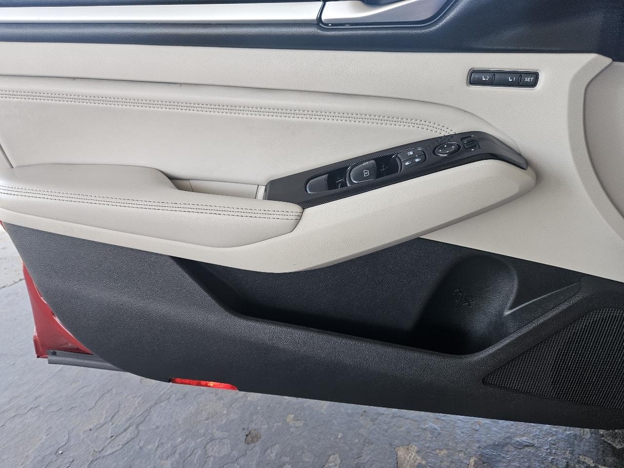 Nissan Altima 2.5 Platinum AWD Sedan 2020