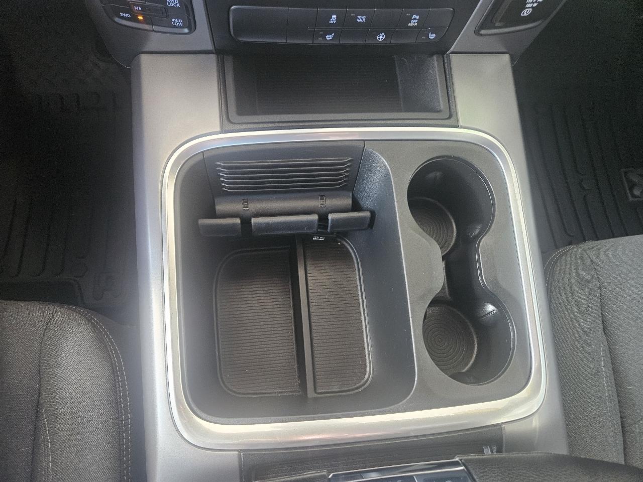 RAM 1500 Classic Warlock 4x4 Crew Cab 5'7" Box 2022
