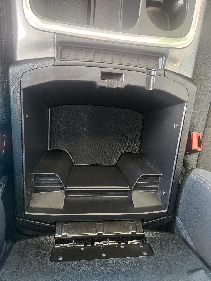RAM 1500 Classic Warlock 4x4 Crew Cab 5'7" Box 2022