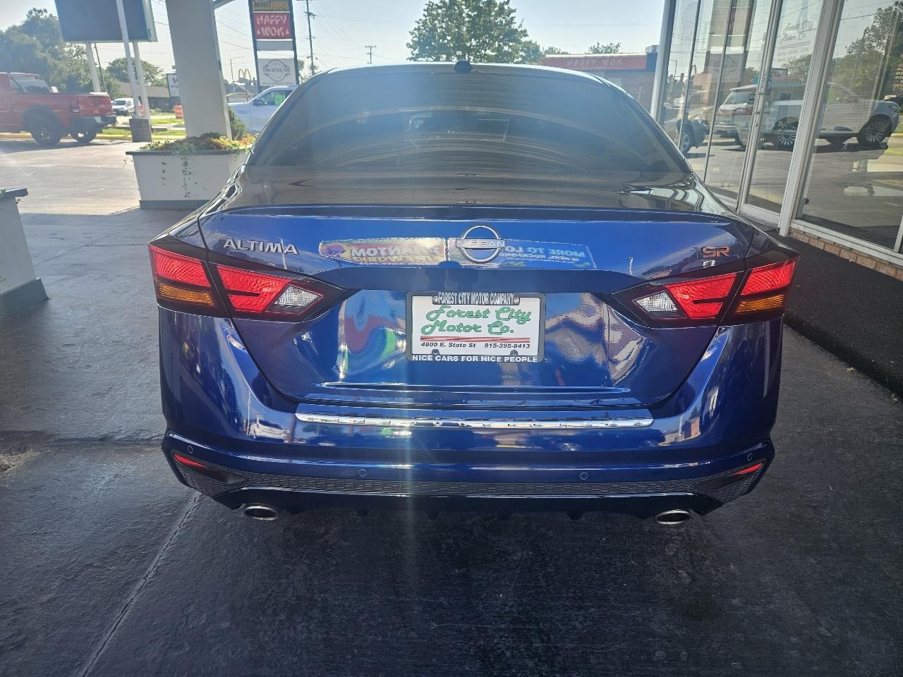 Nissan Altima 2.5 SR Sedan 2023