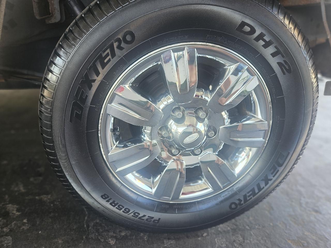 Ford F-150 4WD SuperCrew 145" Lariat 2011