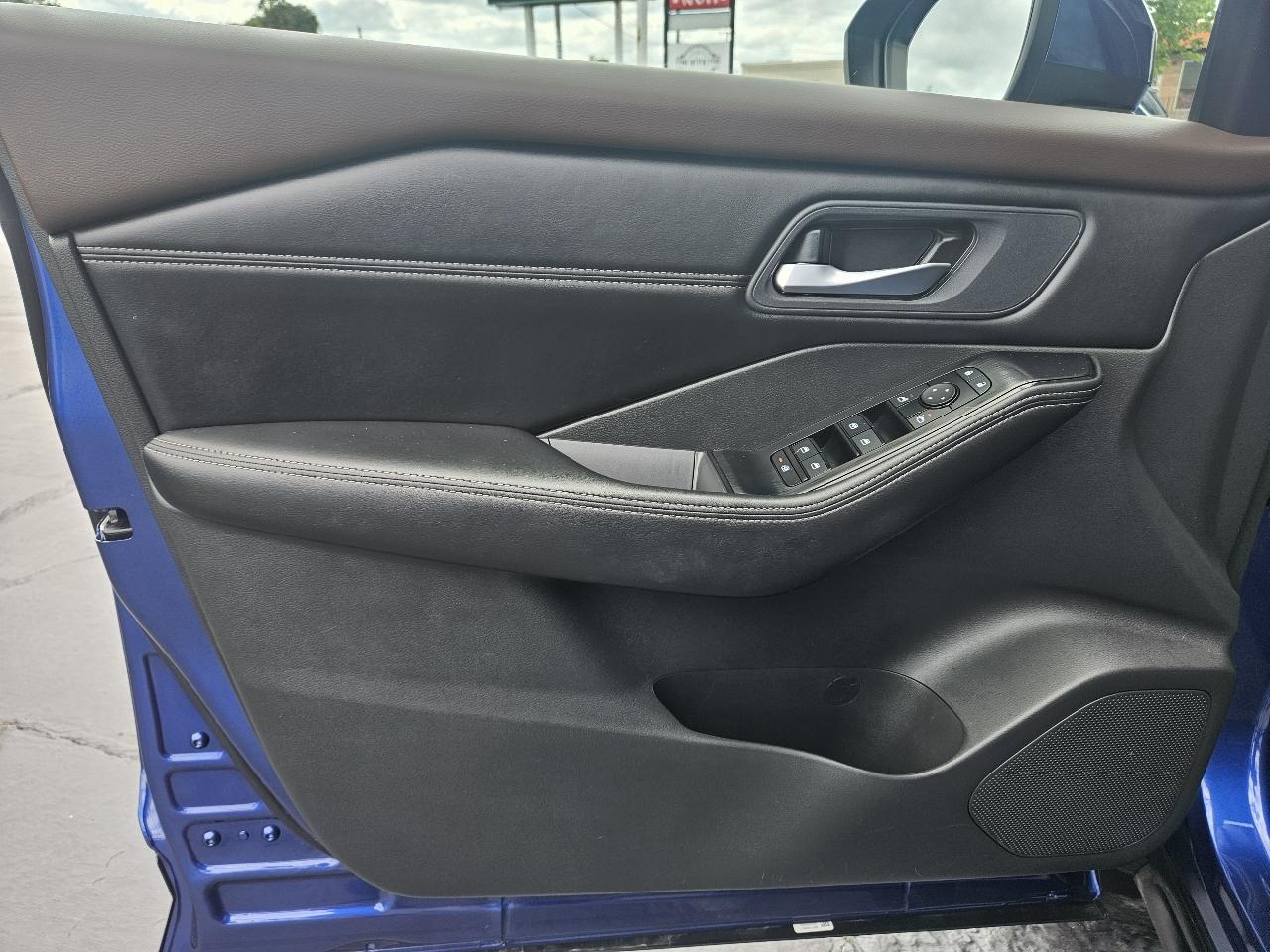 Nissan Rogue AWD SV 2023