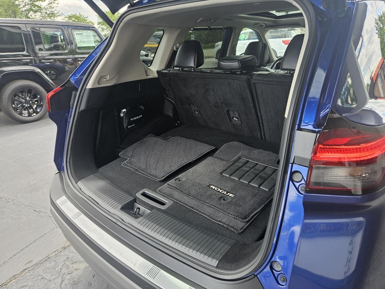Nissan Rogue AWD SV 2023