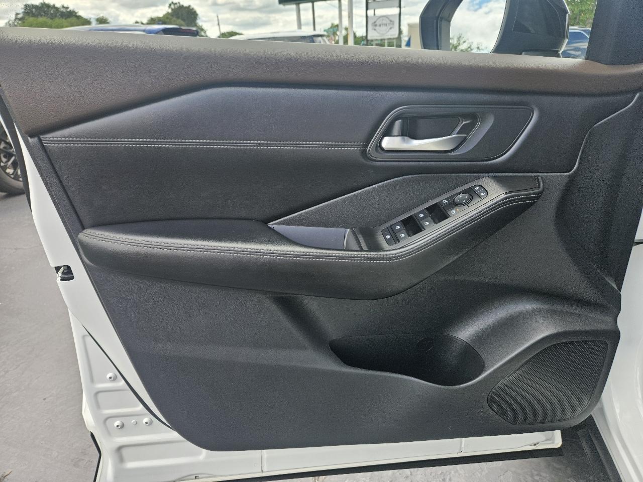Nissan Rogue AWD SV 2023