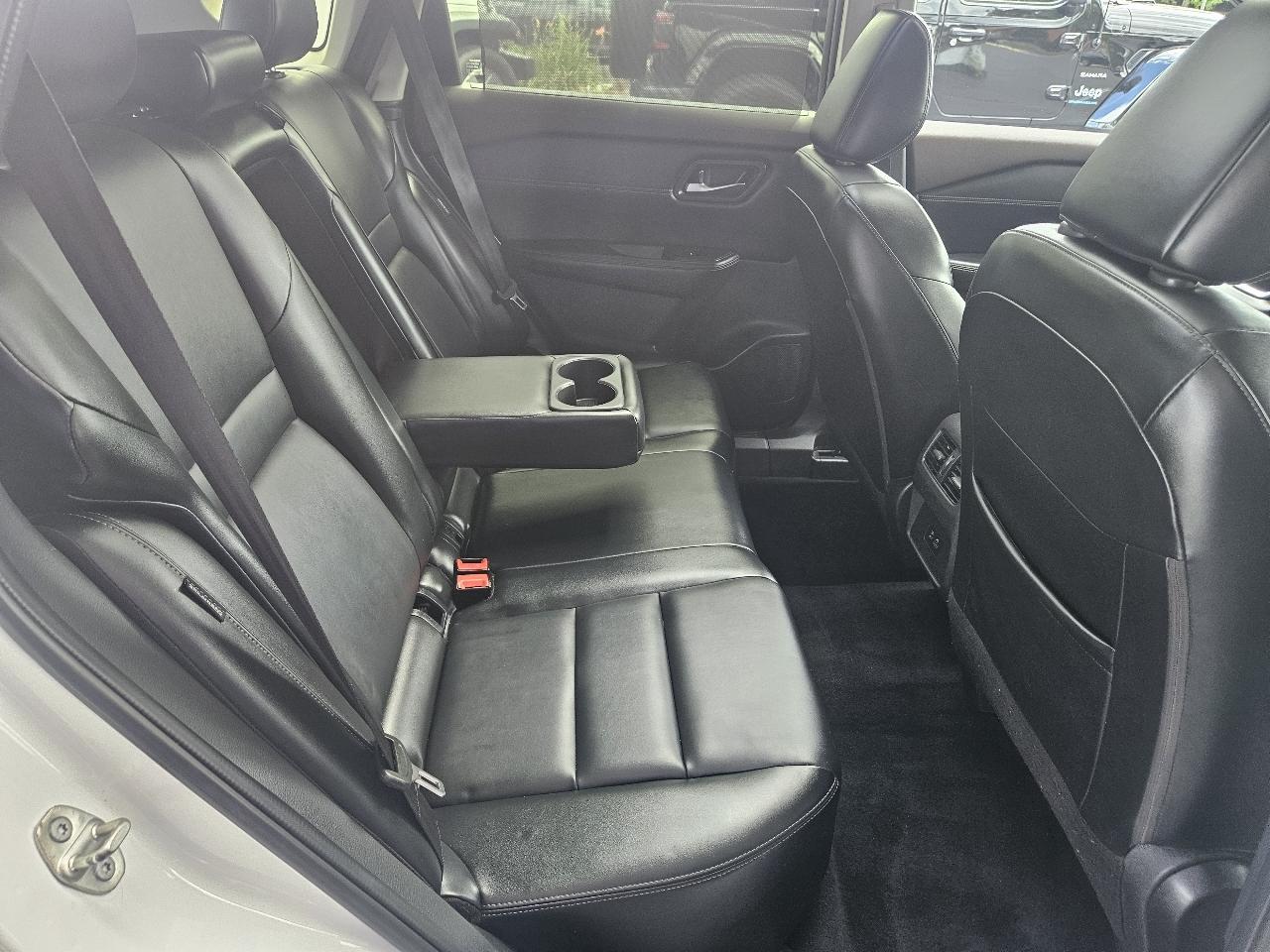 Nissan Rogue AWD SV 2023