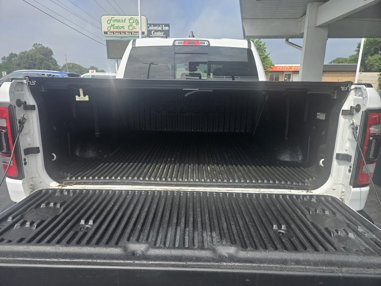RAM 1500 Rebel 4x4 Crew Cab 5'7" Box 2019