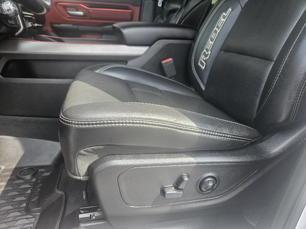 RAM 1500 Rebel 4x4 Crew Cab 5'7" Box 2019