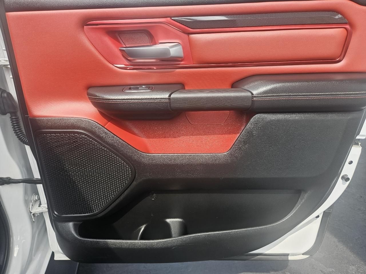 RAM 1500 Rebel 4x4 Crew Cab 5'7" Box 2019